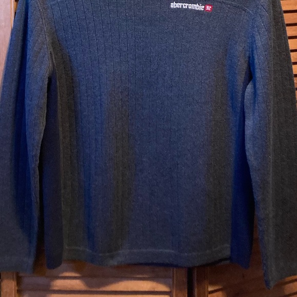 Abercrombie & Fitch Grey & Blue Crewneck Sweater - Picture 9 of 12